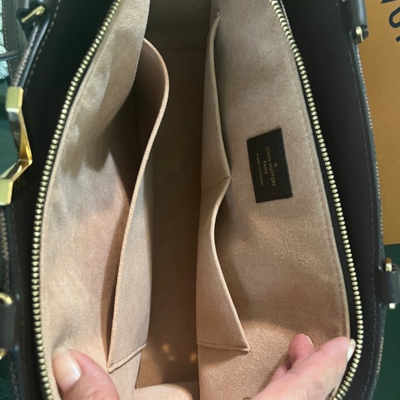 Louis Vuitton-Kensington Bowling Purse - Picture 6 of 8